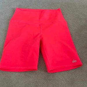 alo biker shorts